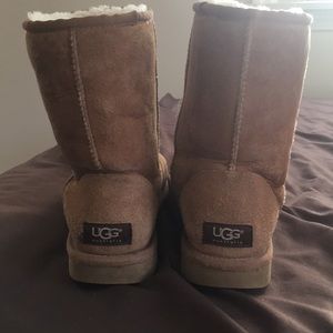 UGG Classic II Short Book in Chestnut
